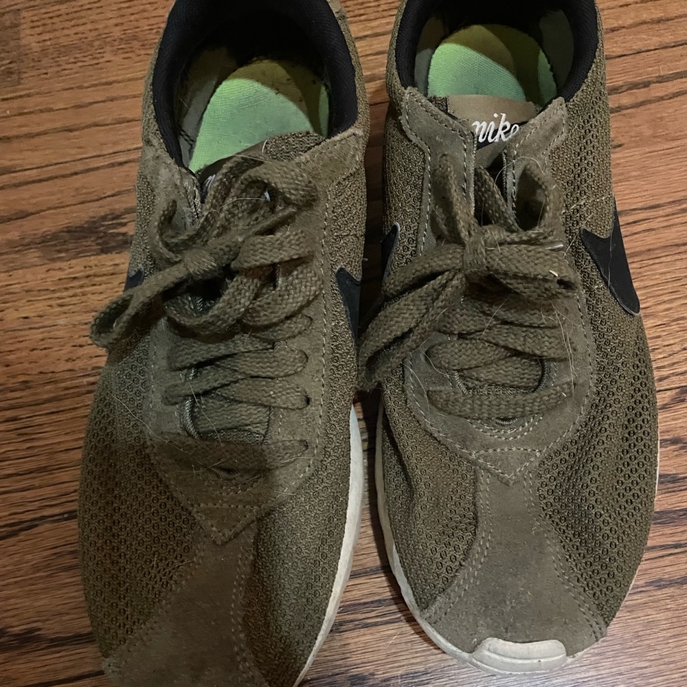 Woven green Nike